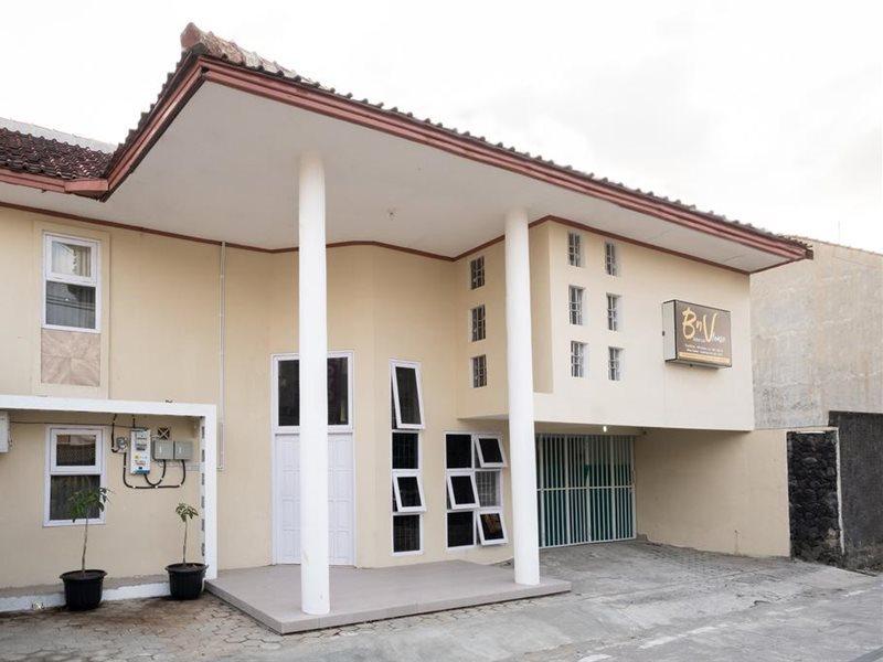 Oyo 2173 Bnv House Babarsari Hotel Maguwo Ngoại thất bức ảnh