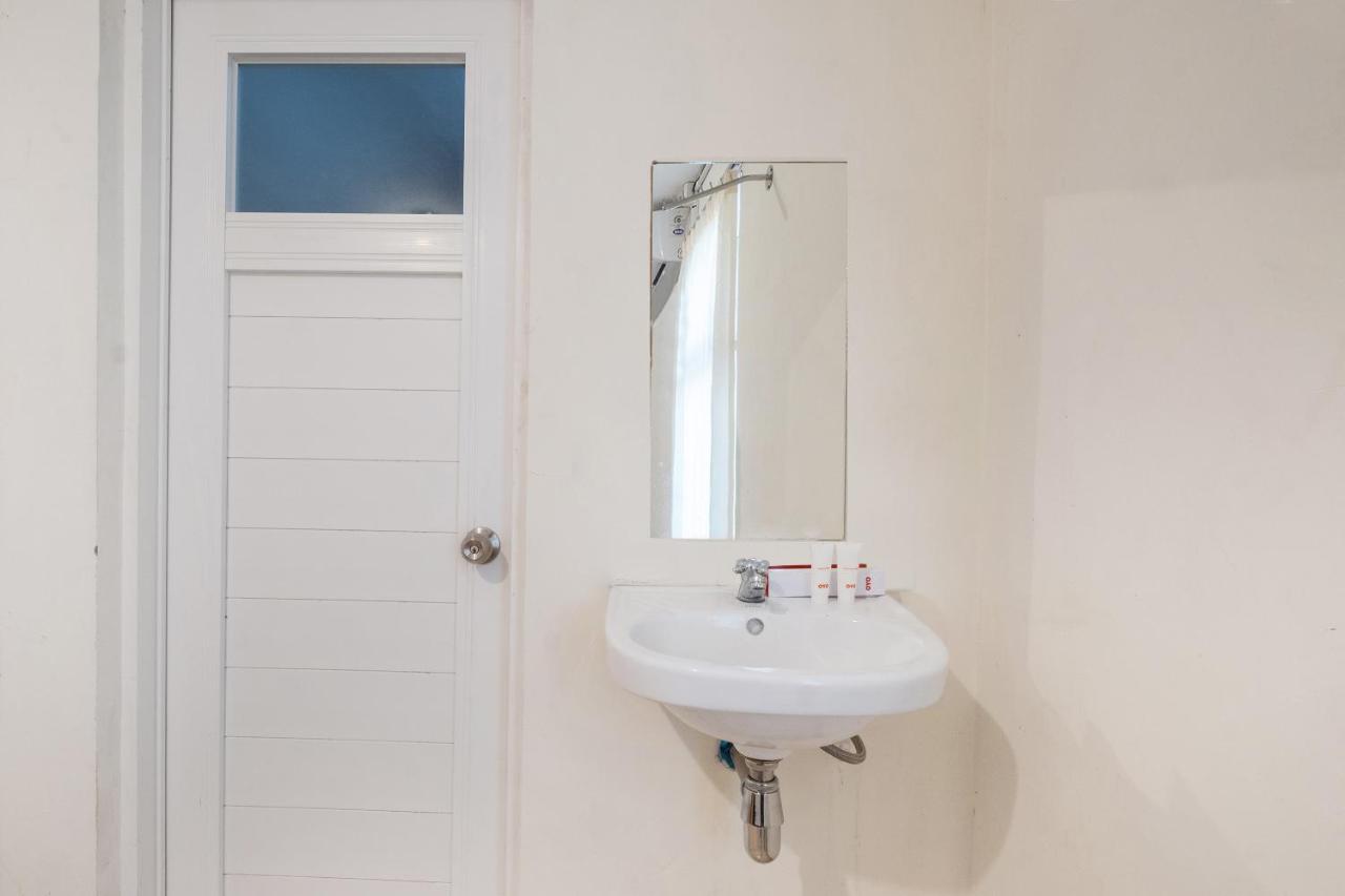 Oyo 2173 Bnv House Babarsari Hotel Maguwo Ngoại thất bức ảnh